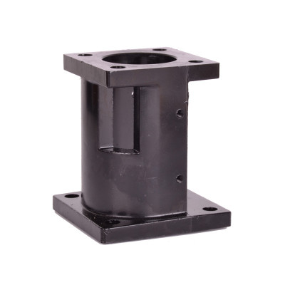 [] Mellemstykke mellem benzinmotor og hydraulikpumpe