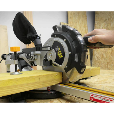 Fartools Afkorter 210 mm til savning i både træ og metal