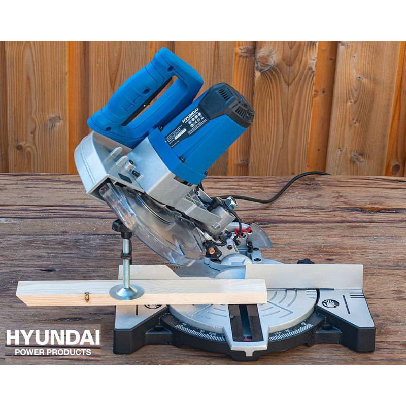 Hyundai kap/geringssav 210 mm - med laser